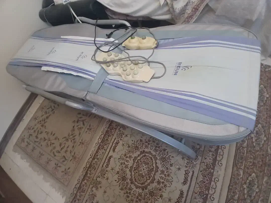 تخت میگان|پزشکی|دماوند, دماوند|دیوار