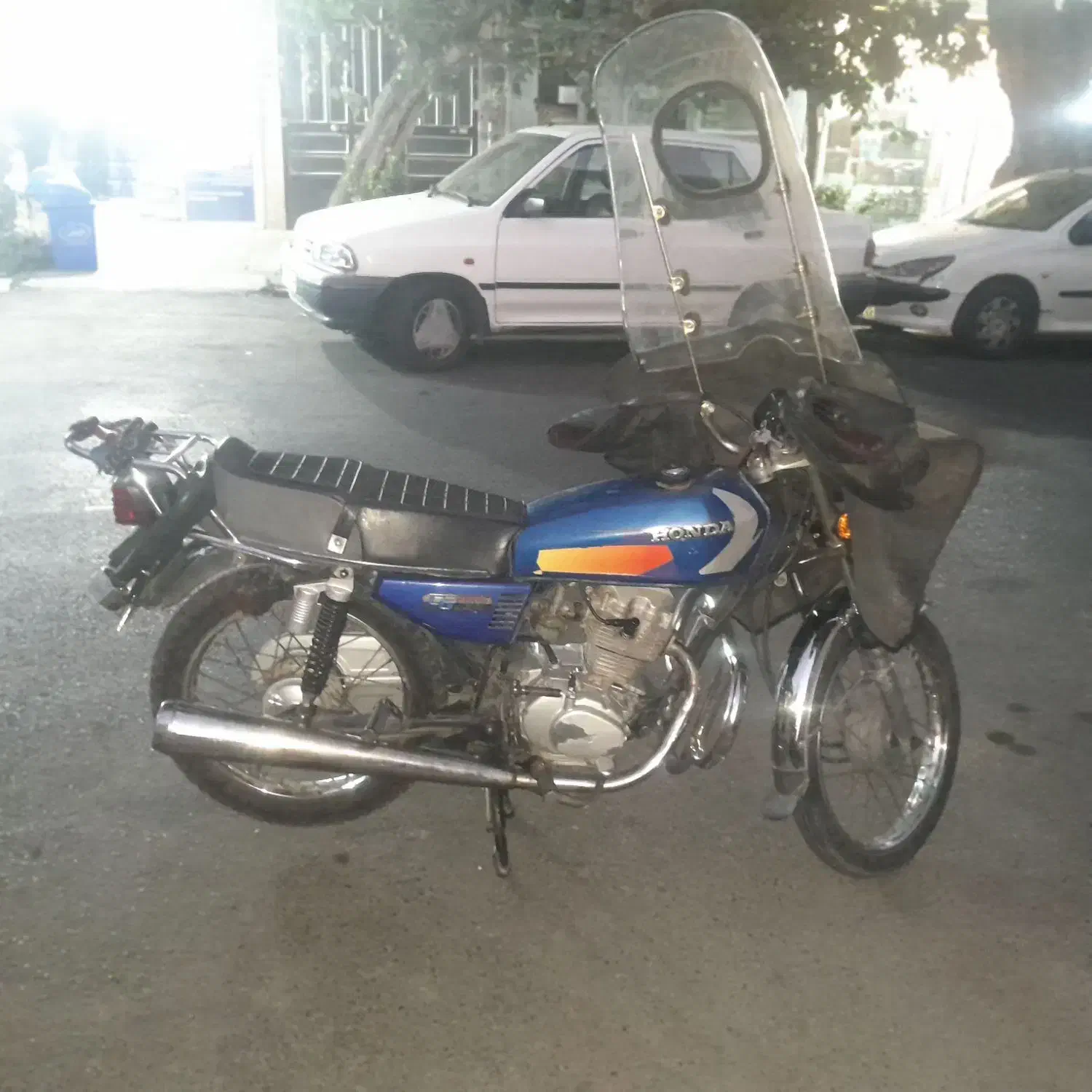 هندا 125 پنج دنده مدل 1381 پلاک ملی مدارک کامل|موتورسیکلت|تهران, طرشت|دیوار