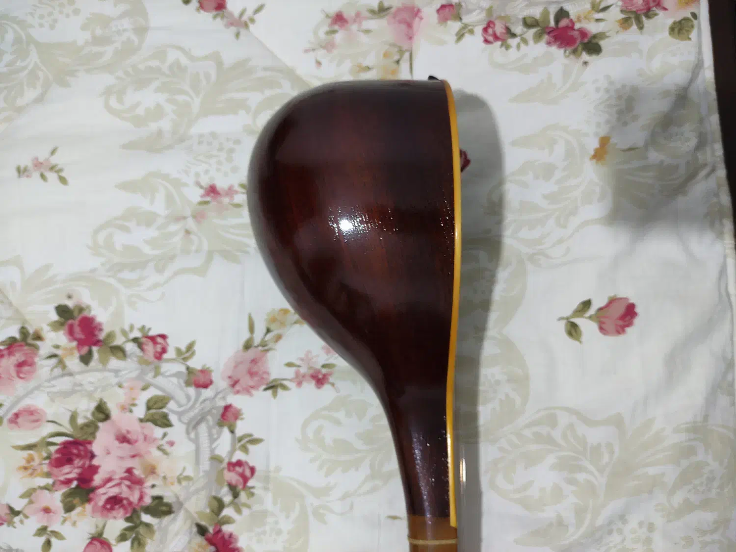 سه تار استاد محمود صادق محمدی|سازهای سنتی|سنندج, |دیوار