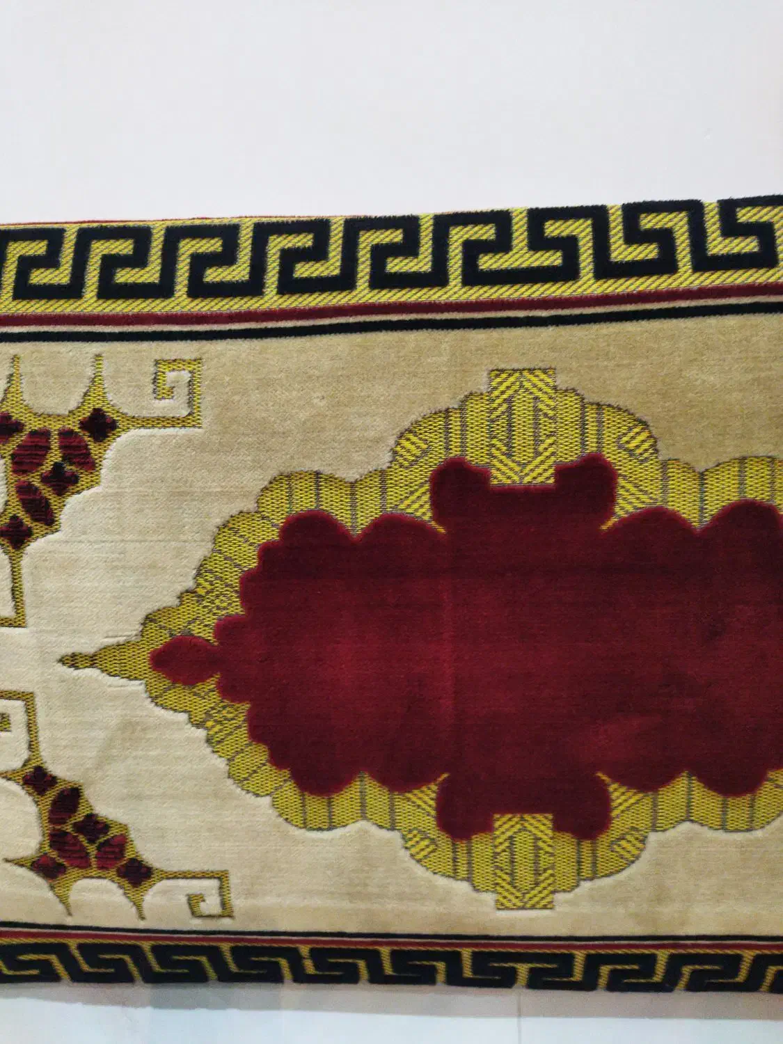 یک جفت پشتی دیواری|پشتی|خمام, |دیوار