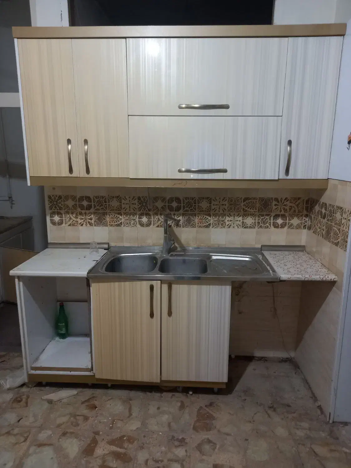 کابینت هایگلاس|مصالح و تجهیزات ساختمان|اصفهان, سنبلستان|دیوار