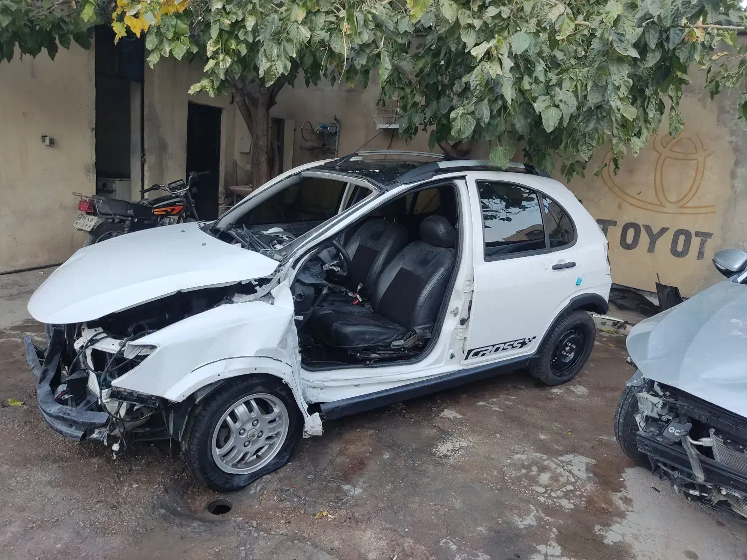 تصادفی کوییک r...مدل 1399|خودرو سواری و وانت|شیراز, محمدیه|دیوار