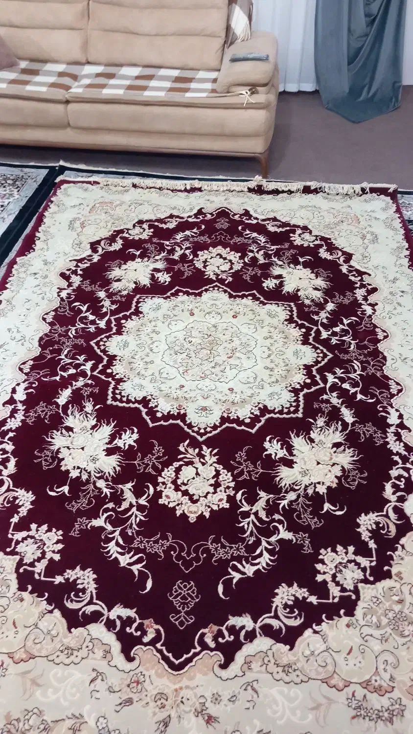 ی جفت فرش ۶ متری فرهی|فرش|رشت, کوی عرفان|دیوار