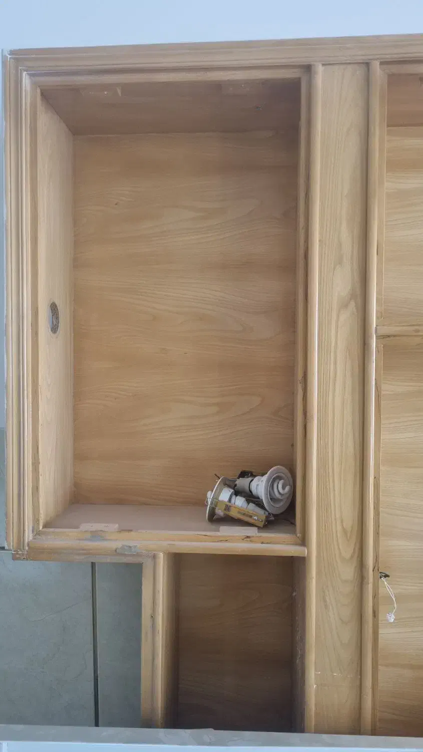 ویترین دیواری چوب راش|بوفه، ویترین، کنسول|اصفهان, ولدان|دیوار