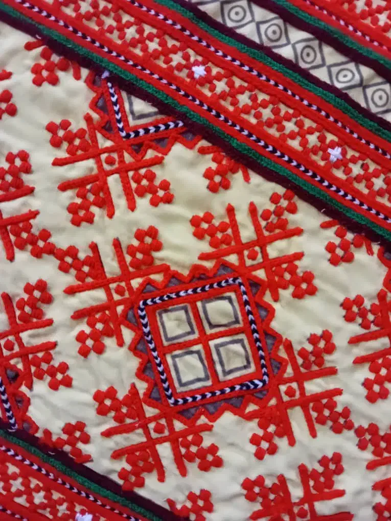 لباس بلوچی نیم دوچ|لباس|سراوان, |دیوار