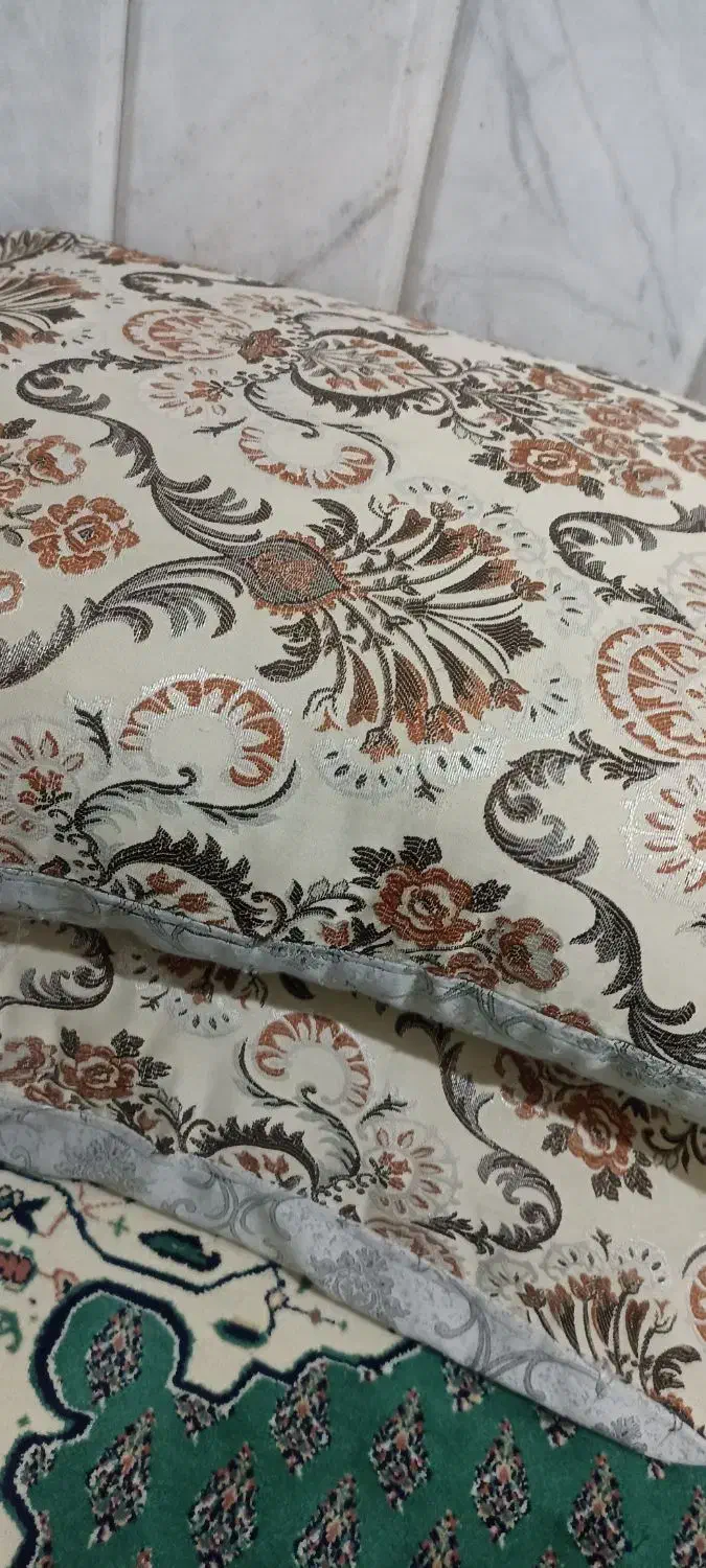 بالشت ب همراه پوش|رختخواب، بالش، پتو|زاهدان, |دیوار