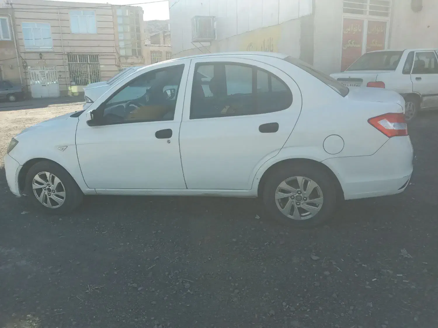 ساینا|خودرو سواری و وانت|اراک, |دیوار