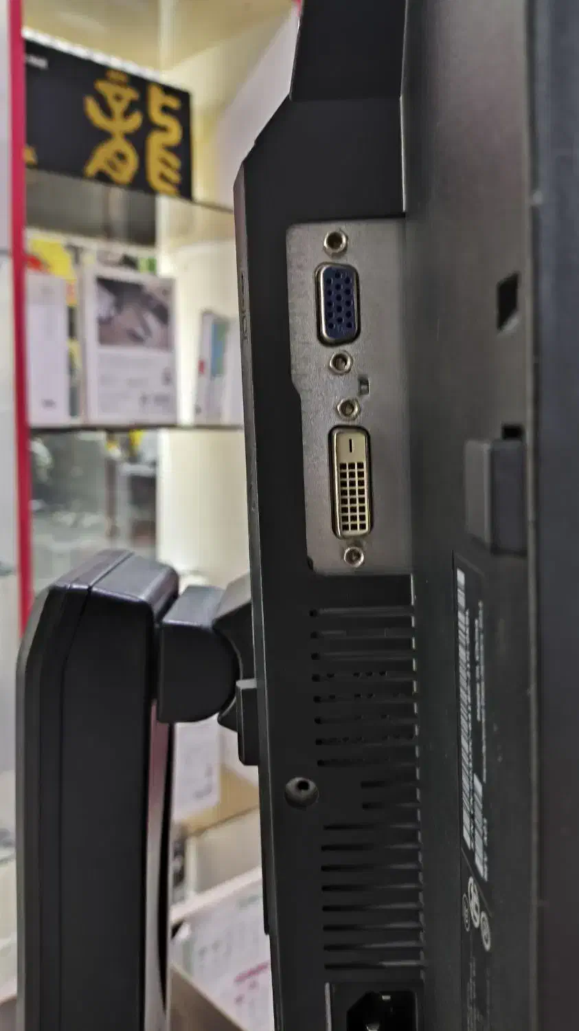 فروشگاه آریانا -مانیتور 22 اینچ dell مناسب دوربین|قطعات و لوازم جانبی رایانه|بندر ماهشهر, |دیوار