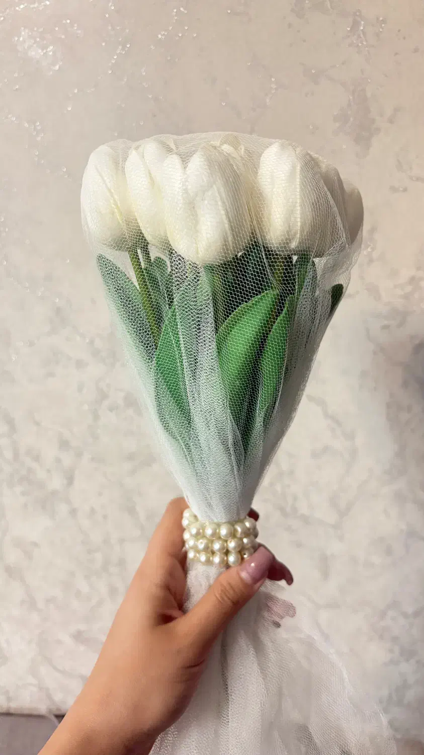 دسته گل عروس|گل مصنوعی|فولادشهر, C1|دیوار