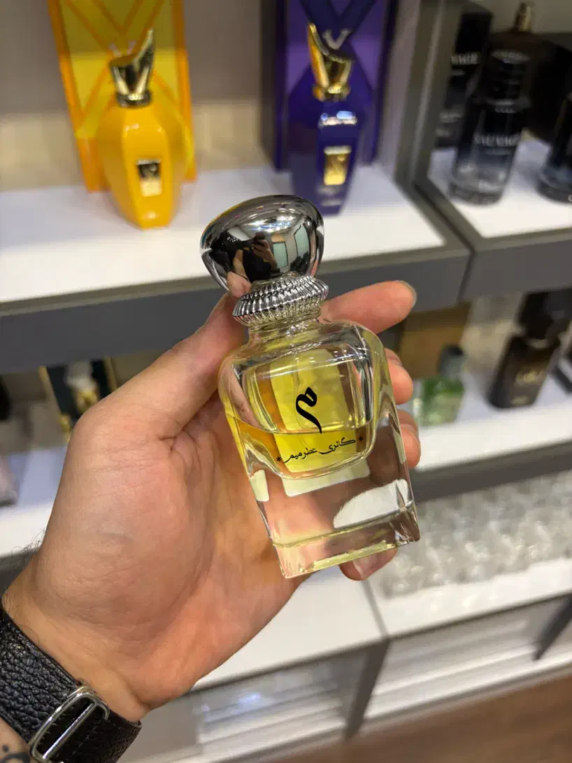 اسانس عطر سوئیسی(رایحه کاملا مشابه اورجینال)|آرایشی، بهداشتی، درمانی|تهران, مرزداران|دیوار