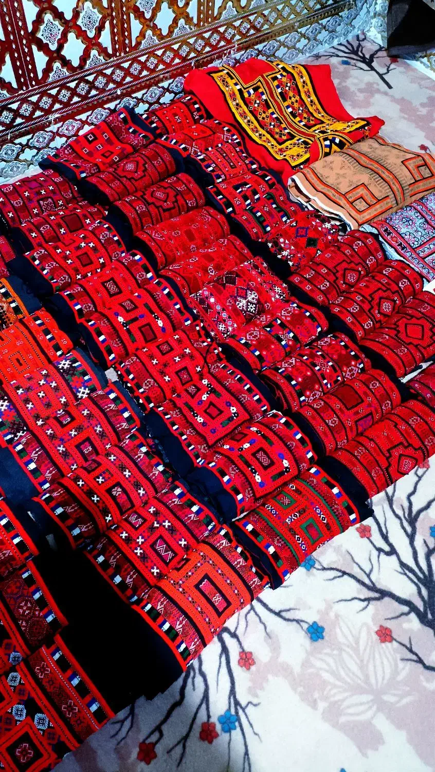 انواع زی استین موجود در جالق|لباس|جالق, |دیوار