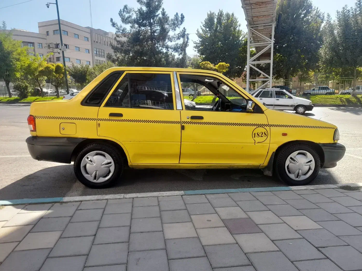 فروش تاکسی پراید|خودرو سواری و وانت|همدان, |دیوار