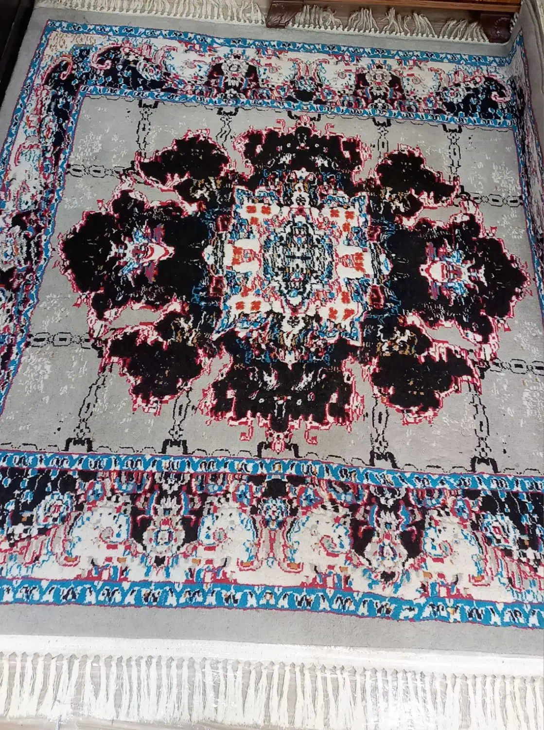 قالیچه ۱.۵ در ۱.۵ و دو پادری|پادری|تهران, هفت چنار|دیوار