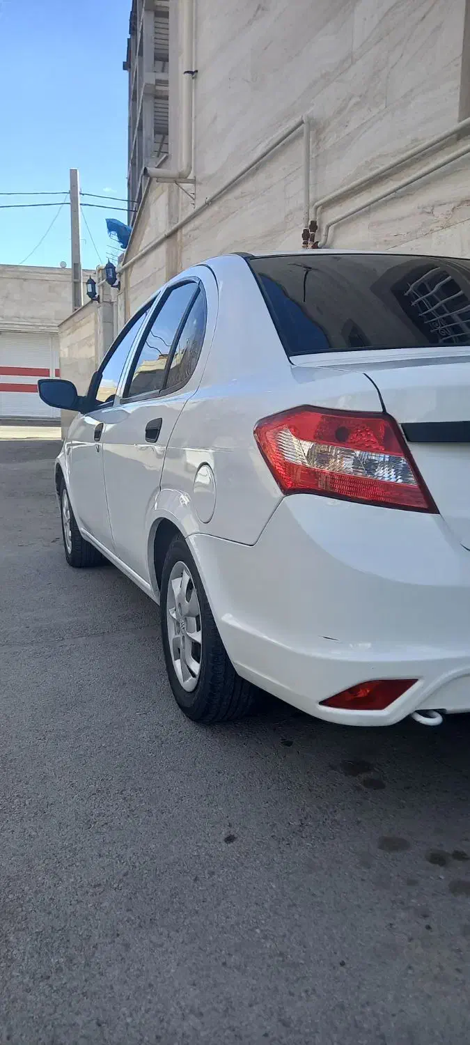 ساینا ۱۴۰۰|خودرو سواری و وانت|زرندیه, |دیوار