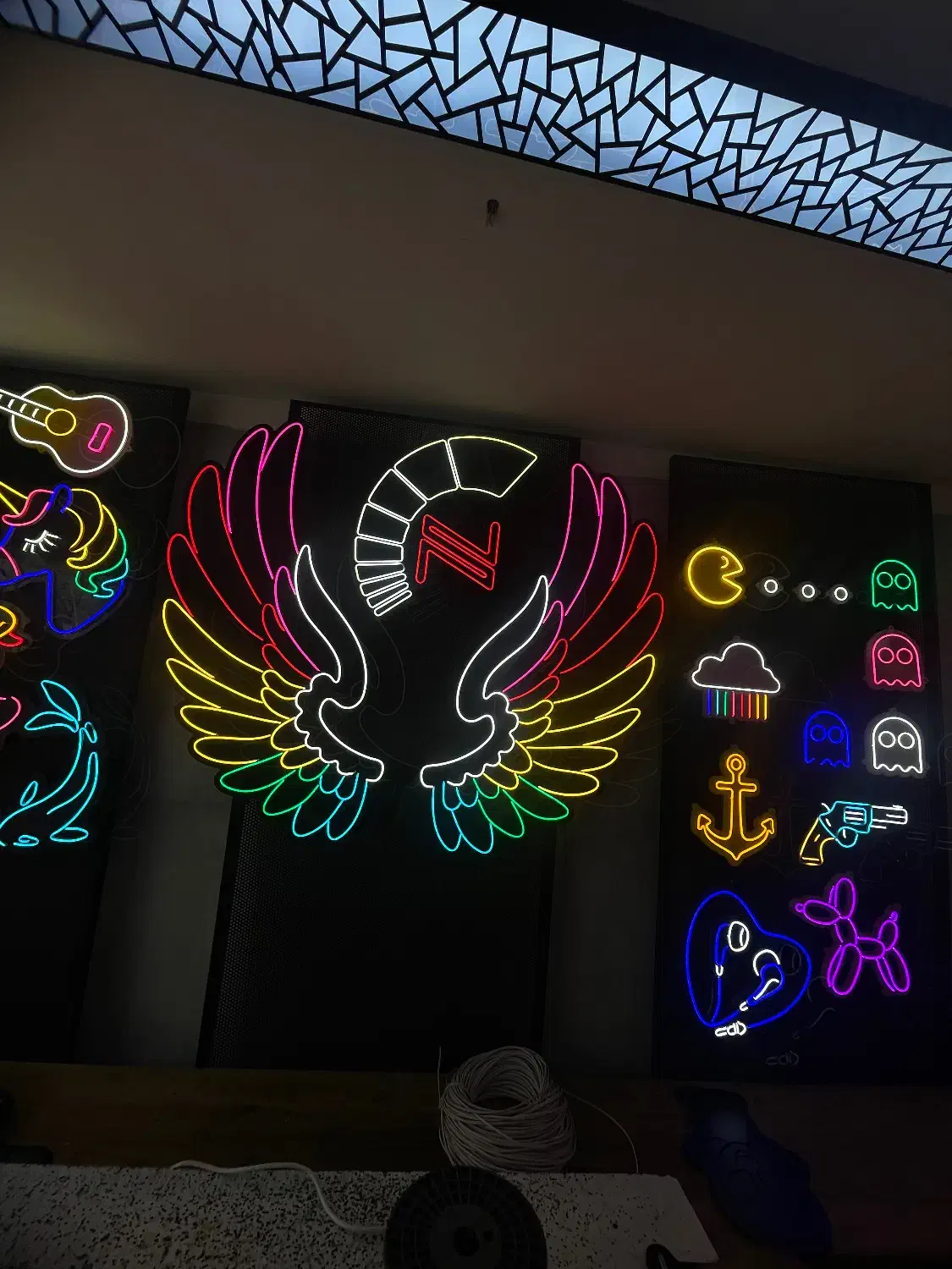 نصب تابلوسازاقساطی چلنیوم کامپوزیتLEDنئون سوئدی|خدمات پیشه و مهارت|تهران, امام حسین|دیوار