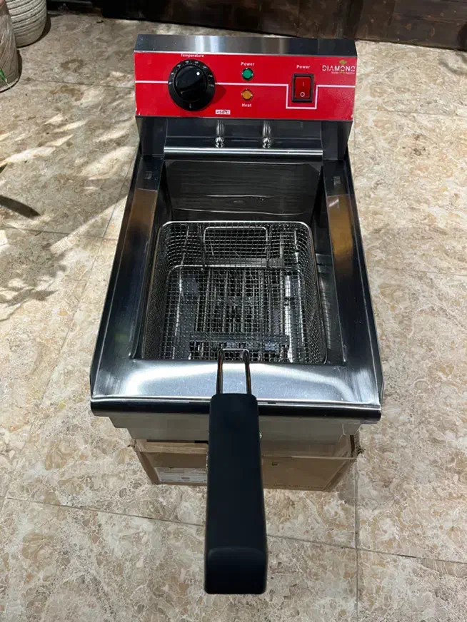 سرخ کن صنعتی ۱۰ لیتری برند دیاموند شیر تخلیه دار|کافیشاپ و رستوران|رامسر, |دیوار