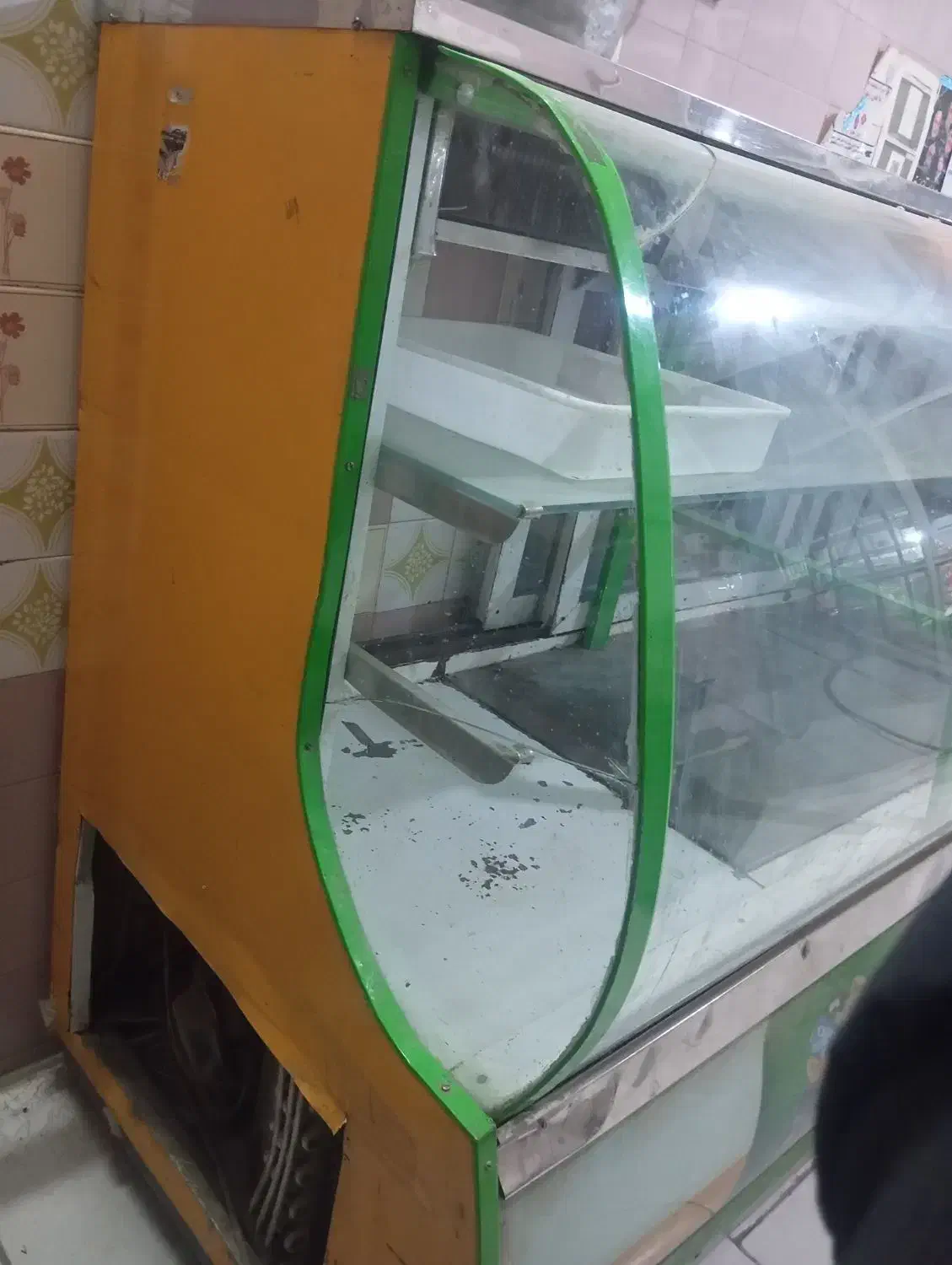 یخچال شیشه خم ویترینی|فروشگاه و مغازه|چناران, |دیوار