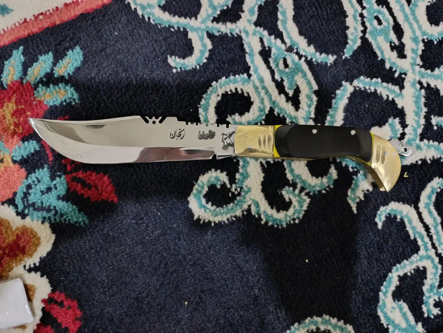 چاقو دنده ای نیم غلاف|کلکسیون اشیاء عتیقه|زنجان, |دیوار