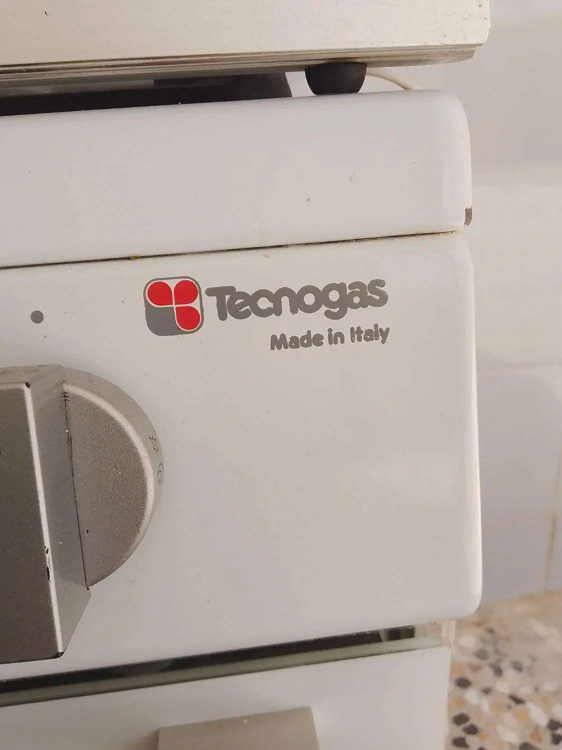 گاز فر دار پنج شعله|اجاق گاز و لوازم برقی پختوپز|شاهینشهر, شهرک گلدیس|دیوار