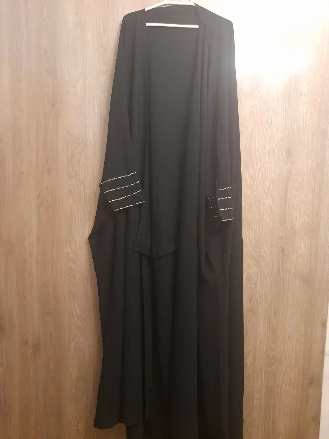 چادر عبایی|لباس|شیراز, پودنک|دیوار