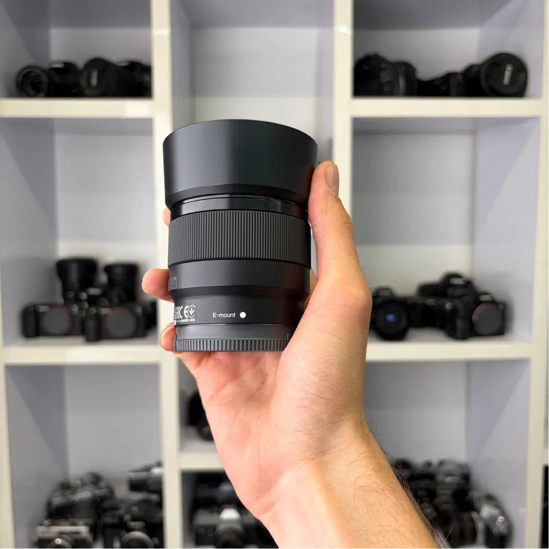 Sony FE 50mm f/1.8|دوربین عکاسی و فیلم‌برداری|تهران, فردوسی|دیوار