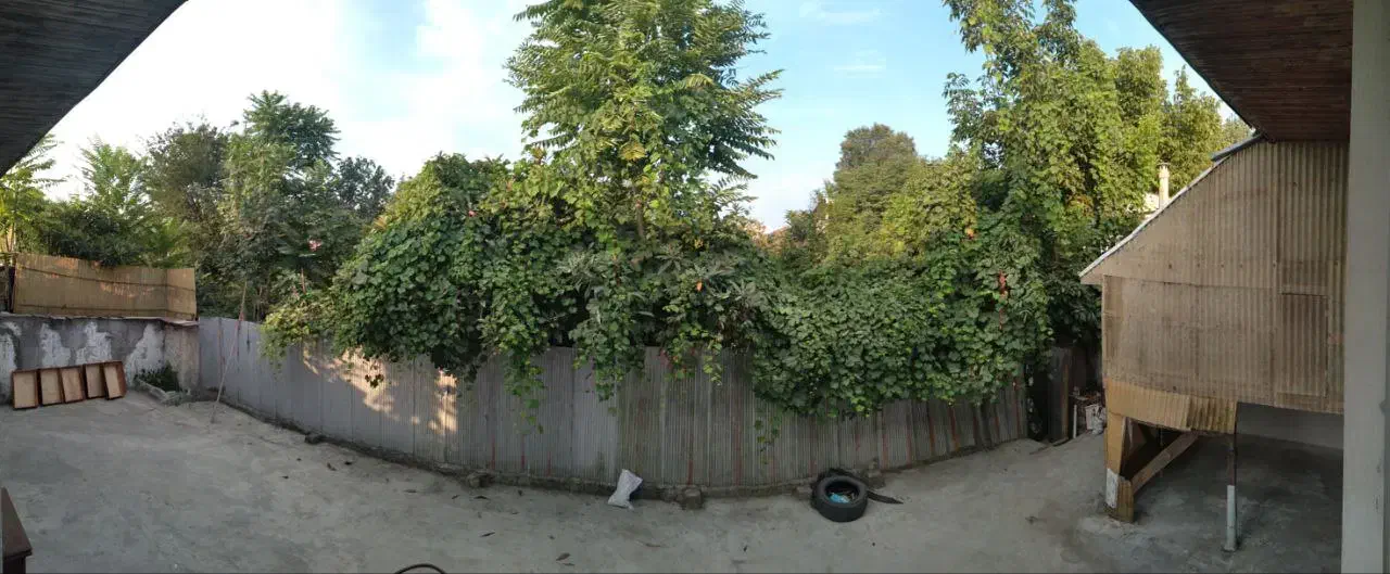 فروش خانه ویلای با باغ وحیات دار داخل رشت|فروش خانه و ویلا|رشت, آب و برق|دیوار