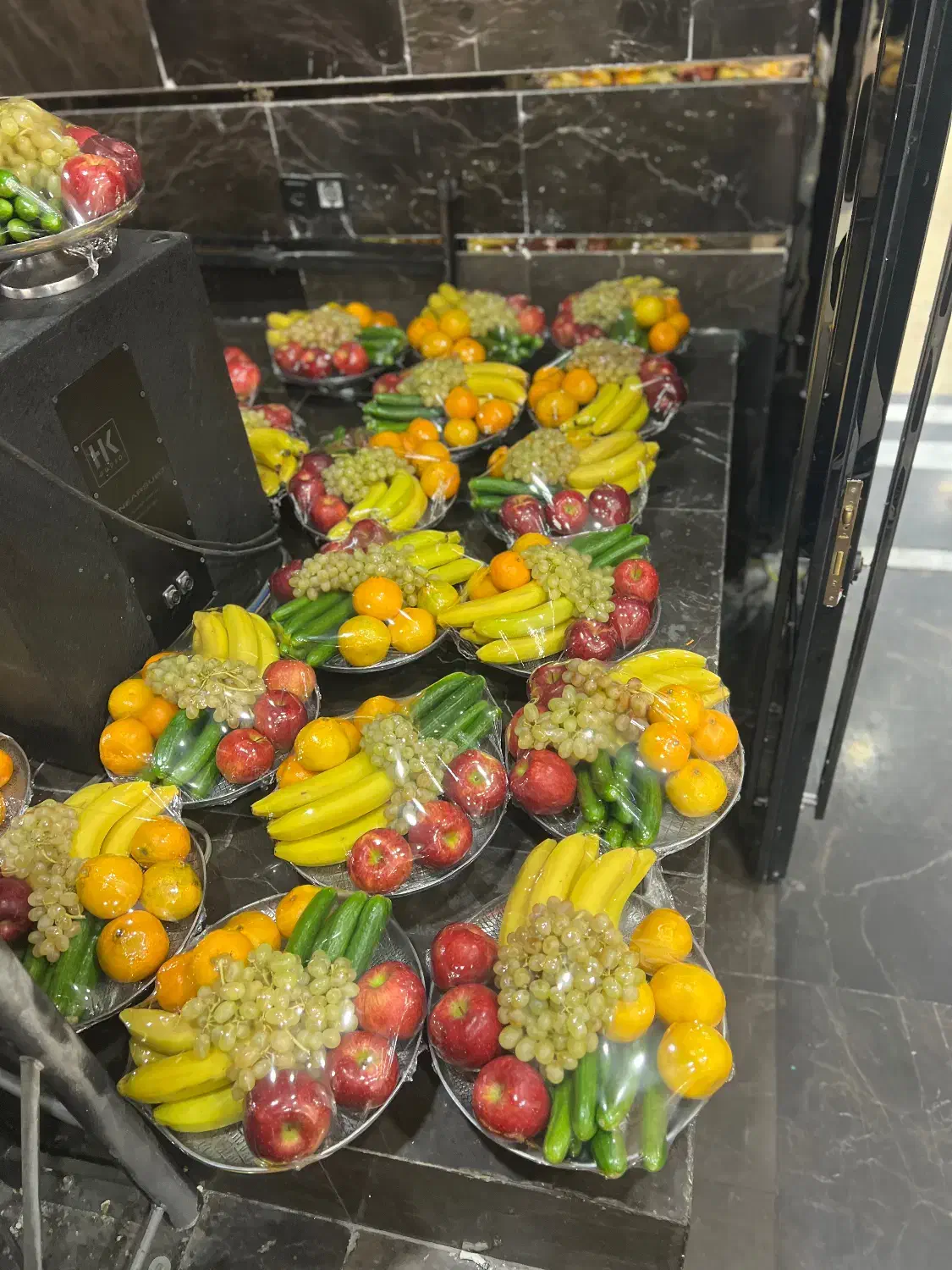 میوه لوکس برای مجالس عروسی و ختم|خدمات پذیرایی، مراسم|تهران, میدان میوه و تره‌بار مرکزی|دیوار