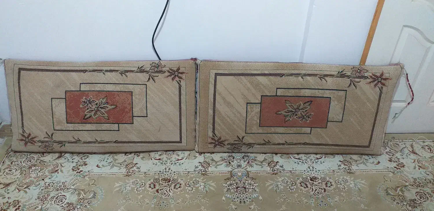 پشتی در حد و کاملا سالم|پشتی|محمدیه-قزوین, |دیوار