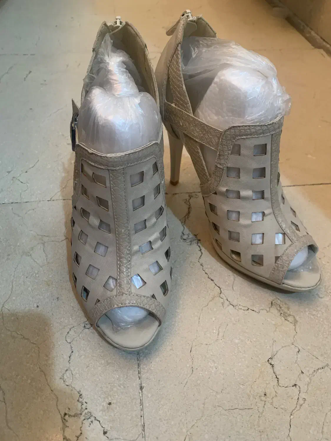 کفش چرم مصنوعی ترک|کیف، کفش، کمربند|تهران, درب دوم|دیوار