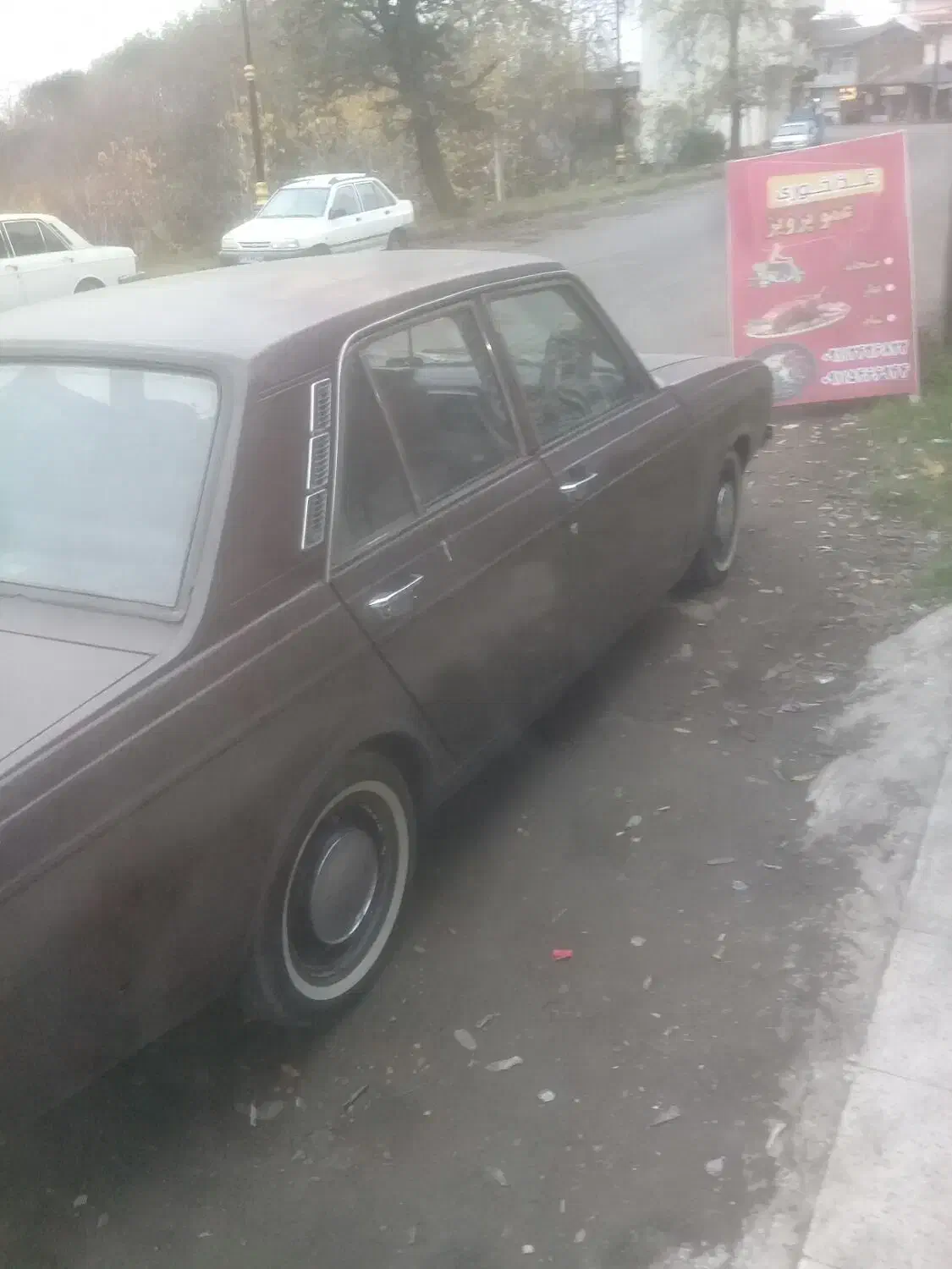 پیکان قدیم|خودرو سنگین|اطاقور, |دیوار