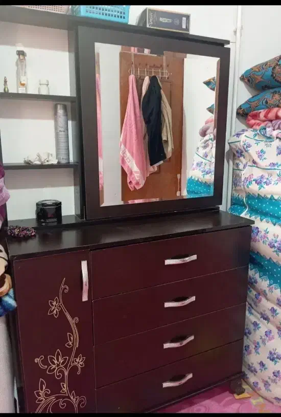 دراور شیشه ای سالم|جاکفشی، کمد، دراور|اسدآباد, |دیوار