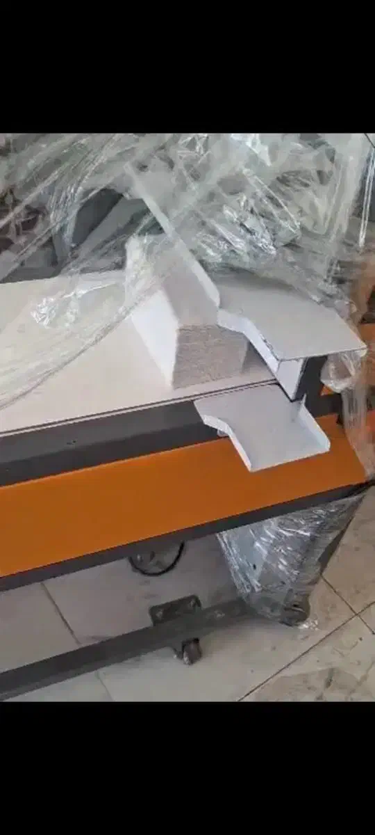 دستگاه دستمال کاغذی ریلی اتومات و پدالی صفرست|عمدهفروشی|تهران, شیخ هادی|دیوار