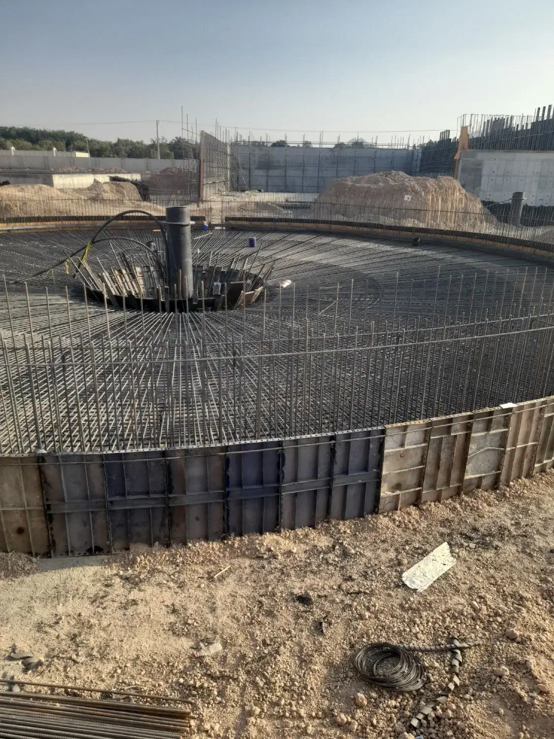 آرماتور بندی و قالب بندی استخر، دیوار برشی،سپتینگ|خدمات پیشه و مهارت|خمینی‌شهر, |دیوار