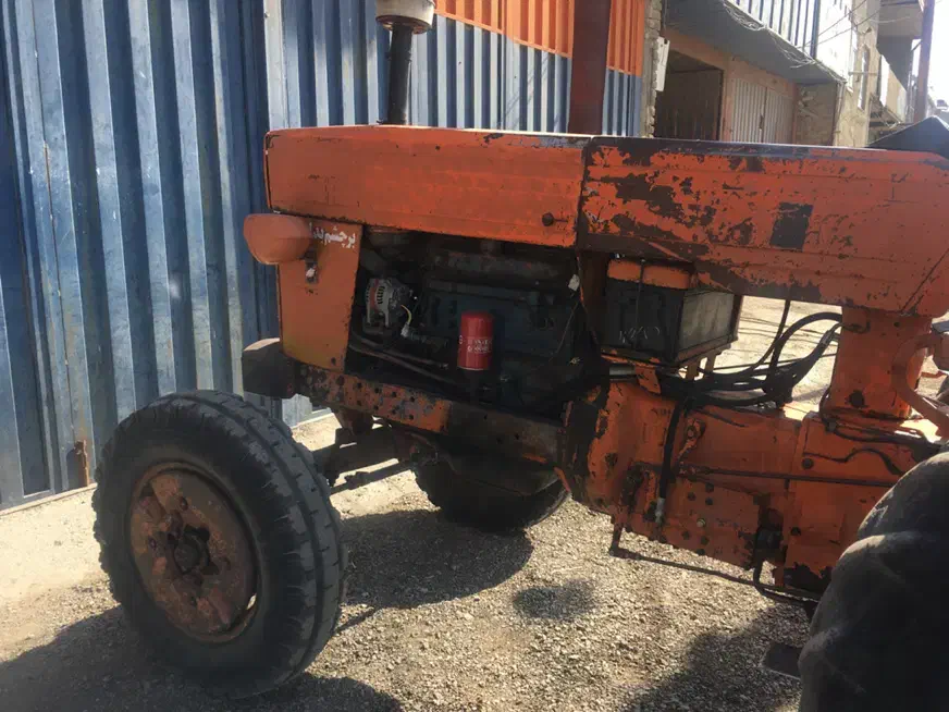 تراکتور رومانی|خودرو سنگین|بروجرد, |دیوار