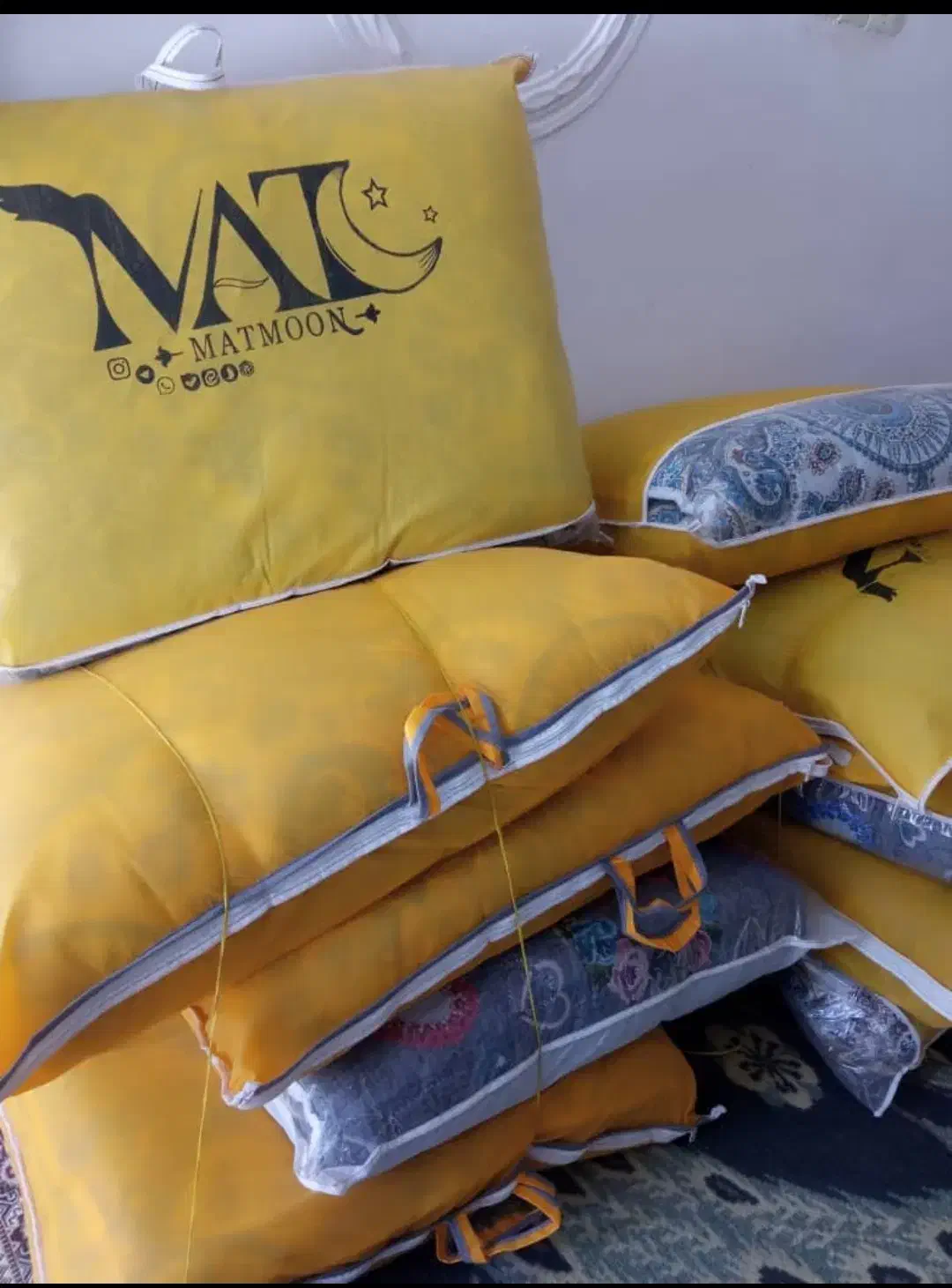 تشک مسافرتی|رختخواب، بالش، پتو|داراب, |دیوار