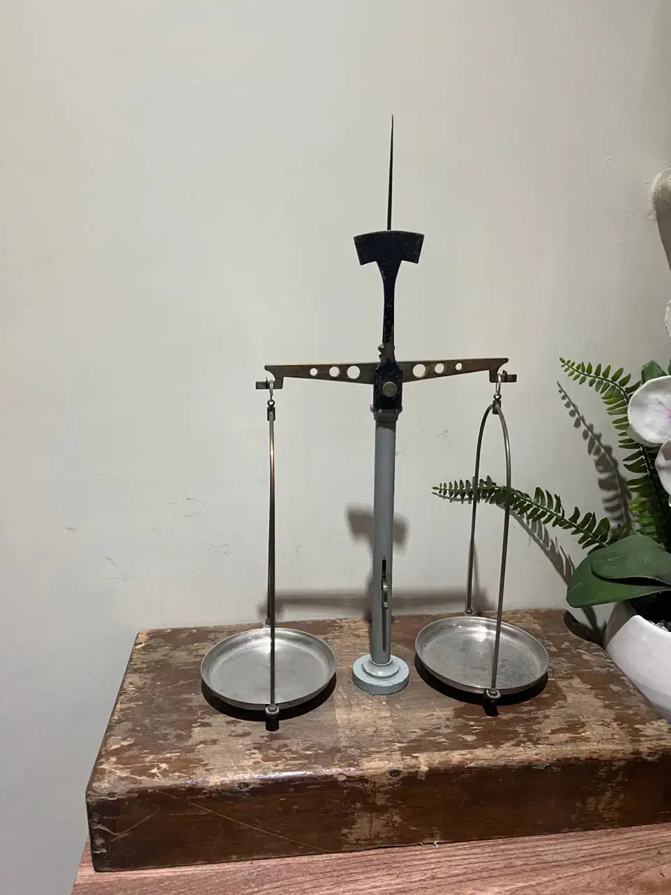 ترازوی زرگری|کلکسیون اشیاء عتیقه|تهران, صادقیه|دیوار