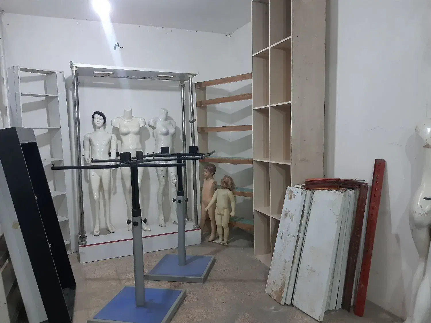 قفسه مانکن تخته رگال سبد حراجی چوبکار ویترین|فروشگاه و مغازه|مشهد, رده|دیوار