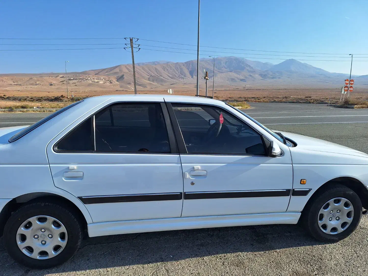 پژو پارس XU7 مدل 1400 بدون رنگ کم کارکرد|خودرو سواری و وانت|شبستر, |دیوار