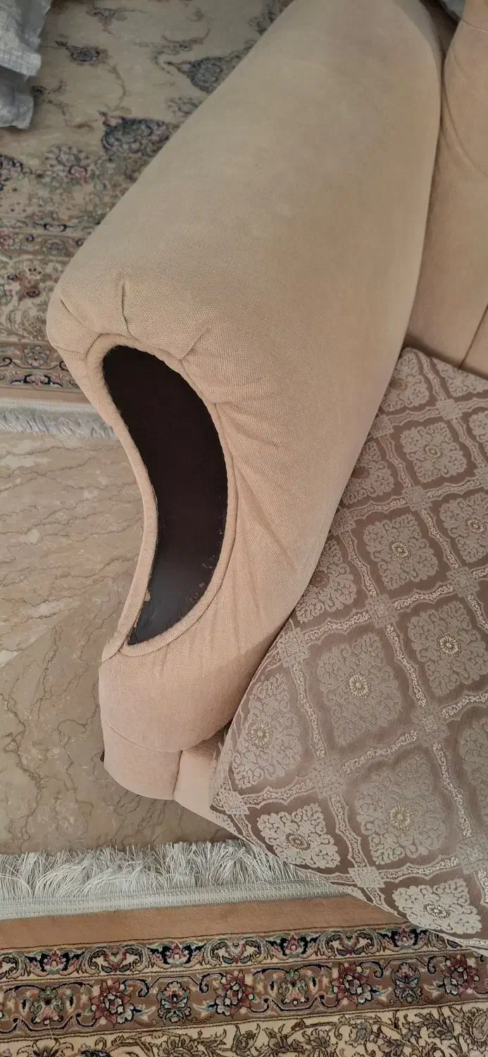 مبلمان 7نفره چوب وپاره کاملا سالم|مبلمان خانگی و میز عسلی|تهران, مینی‌سیتی (شهرک نفت)|دیوار