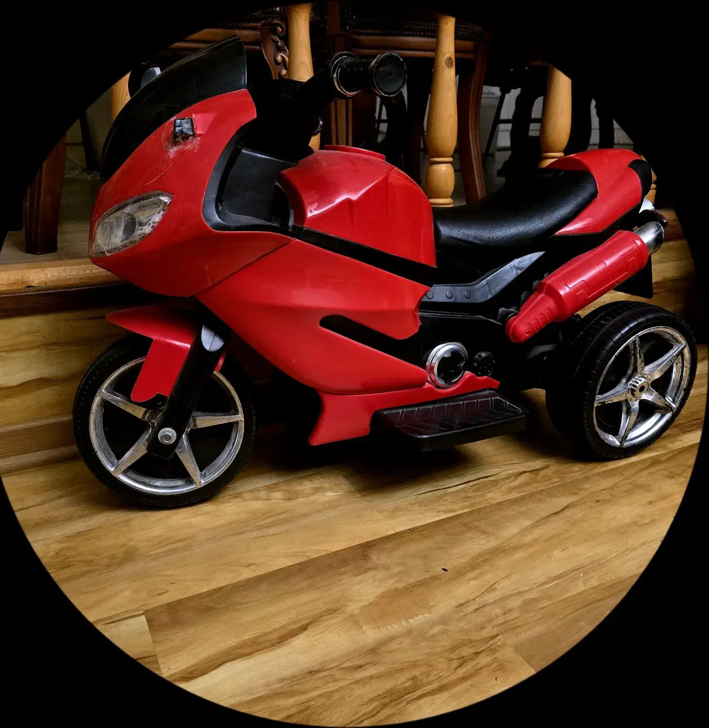 موتور بچه گانه شارژی|اسباب‌‌بازی|رشت, کاکتوس|دیوار