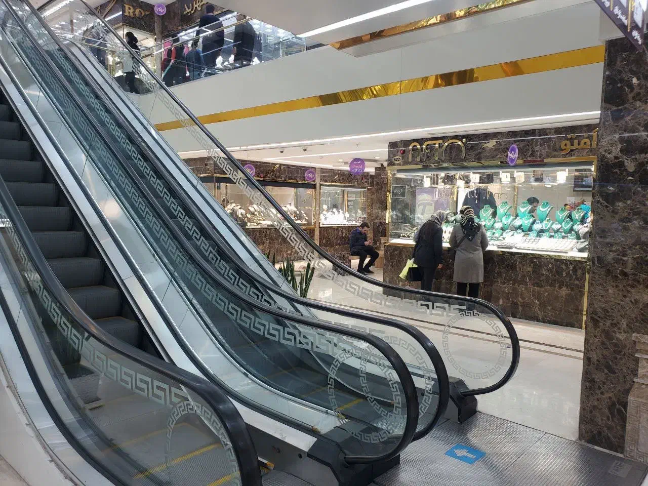 ۱۳متر/ستارخان طلافروشی|فروش مغازه و غرفه|تهران, صادقیه|دیوار