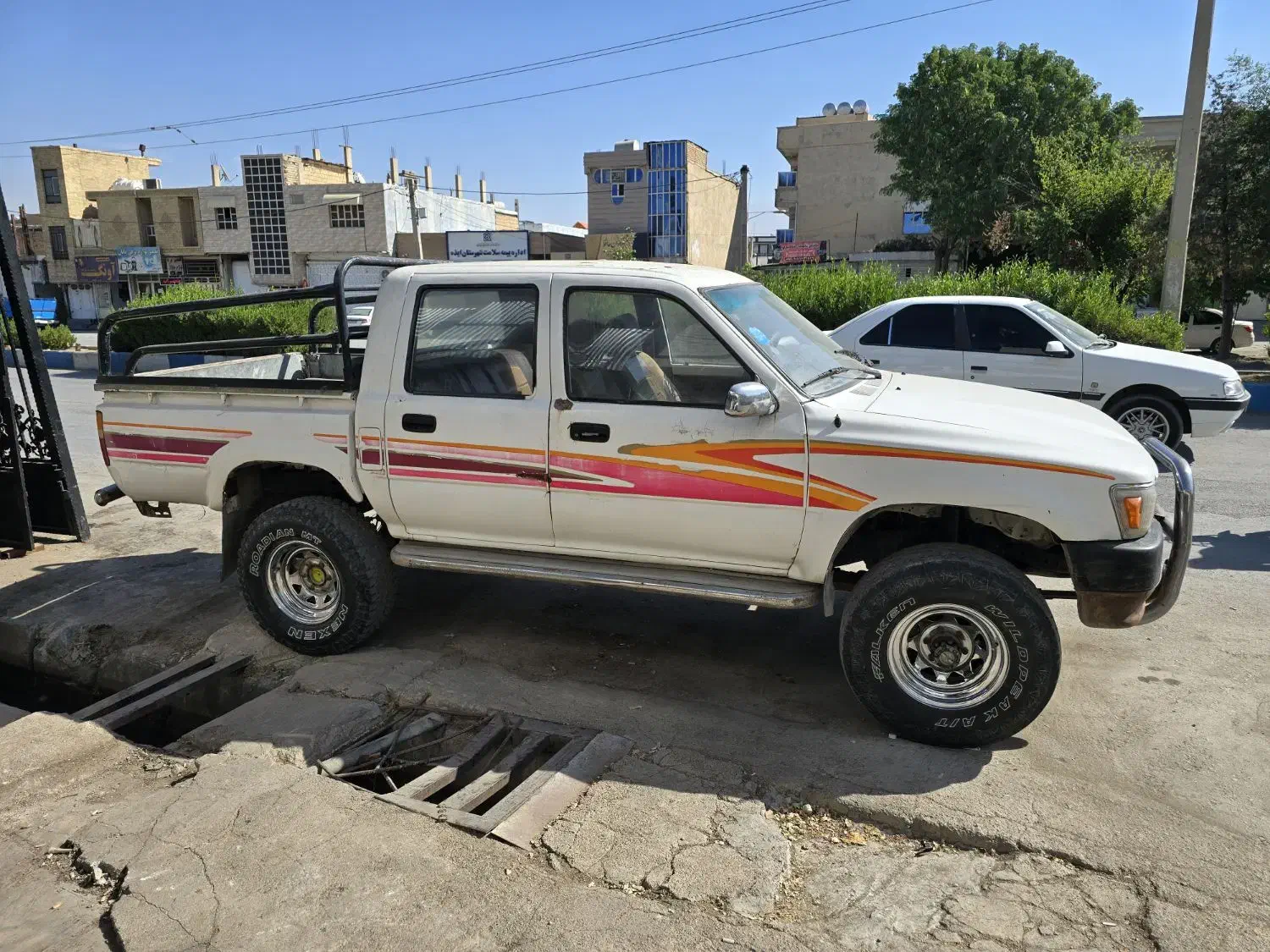 تویوتا هایلوکس مدل ۹۳ میلادی|خودرو سواری و وانت|ایذه, |دیوار