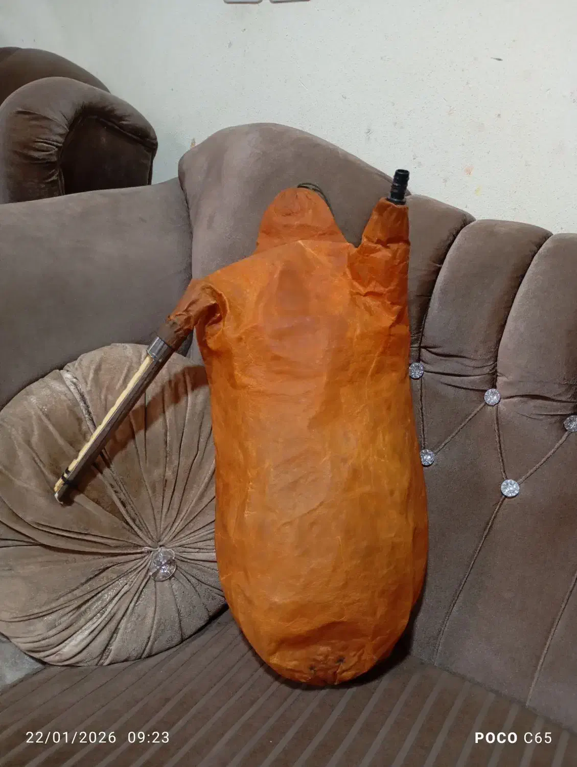 نی انبان|سازهای بادی|زرقان, |دیوار