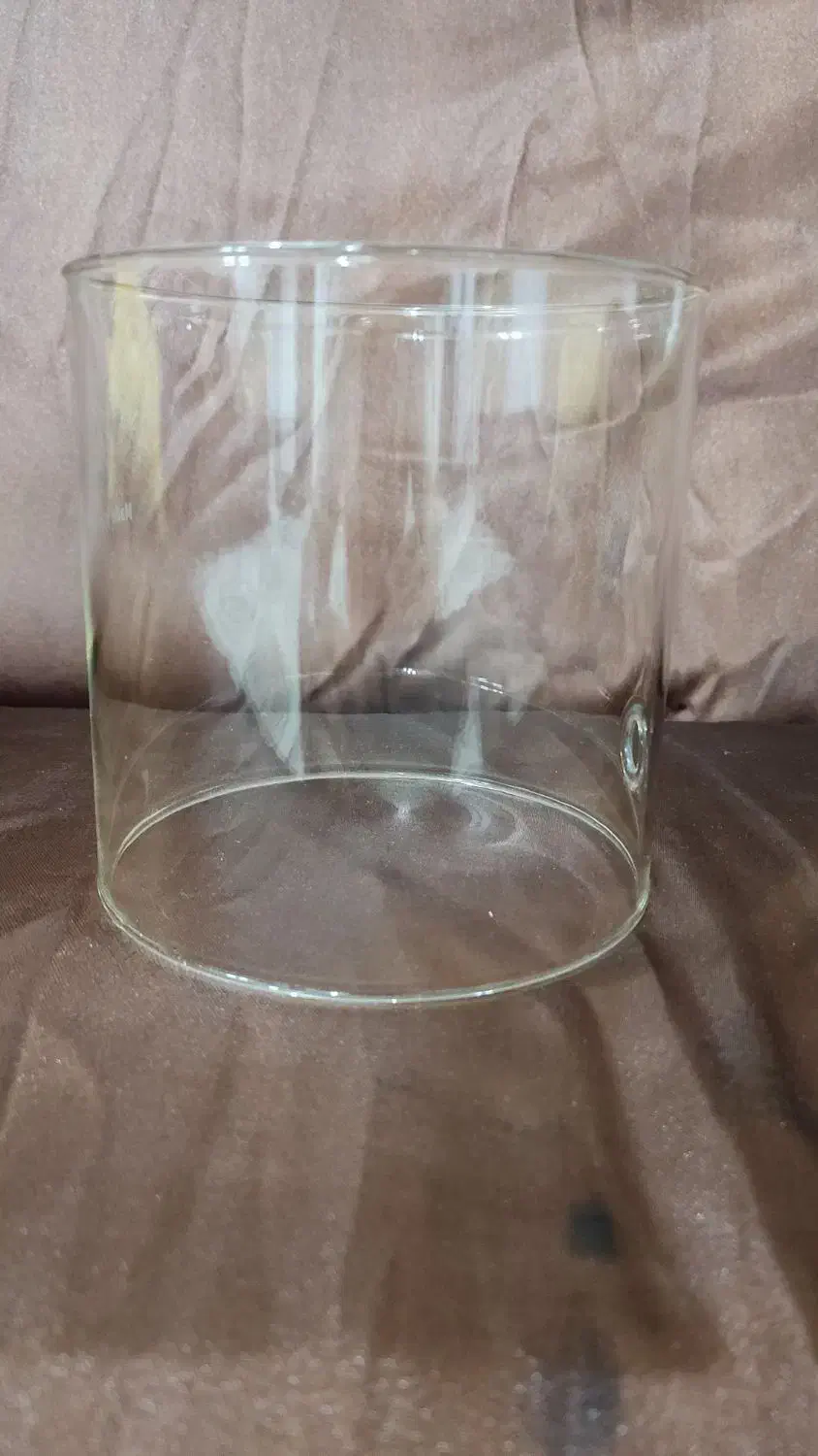 شیشه سوراخدار چراغ زنبوری|کلکسیون اشیاء عتیقه|بابلسر, |دیوار