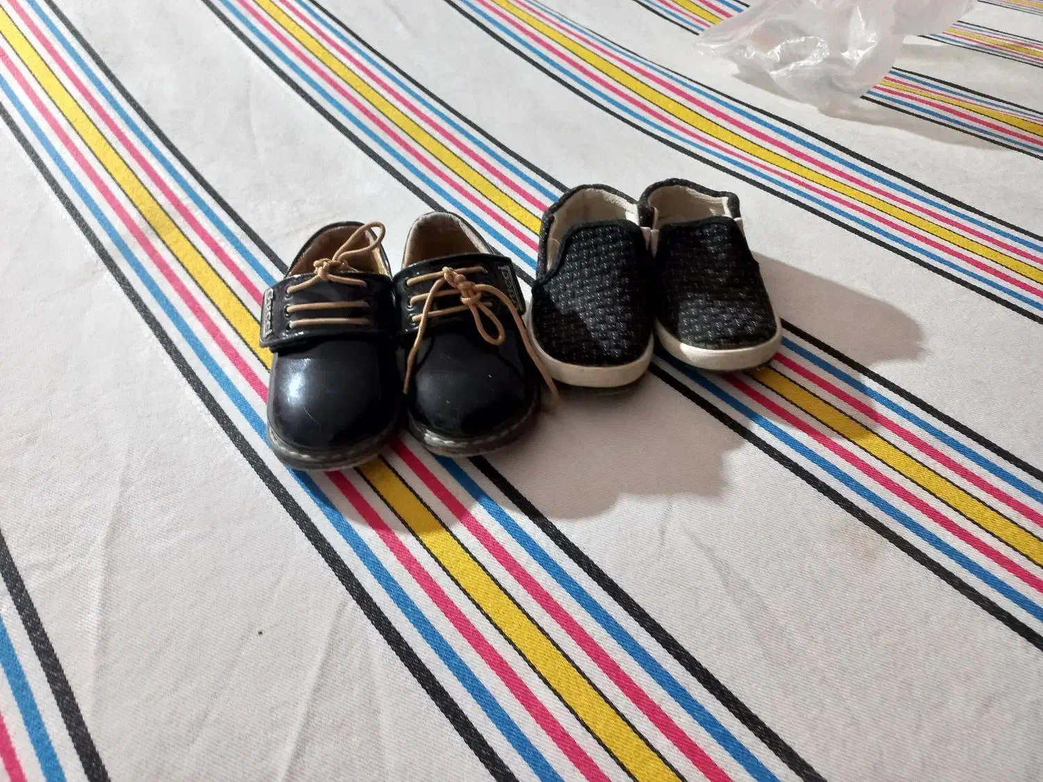 لباس سالم تمیز|کفش و لباس بچه|بهار, |دیوار