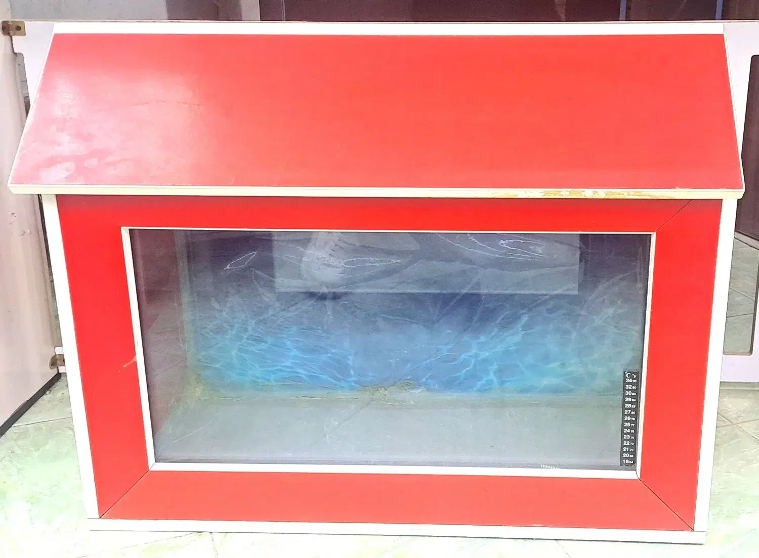 آکواریوم|ماهی|نمین, |دیوار