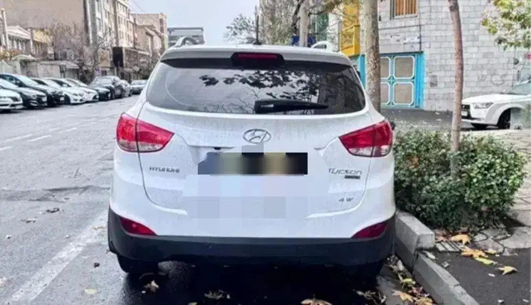 توسان نیم فول 2014بدون رنگ|خودرو سواری و وانت|آبیک, |دیوار