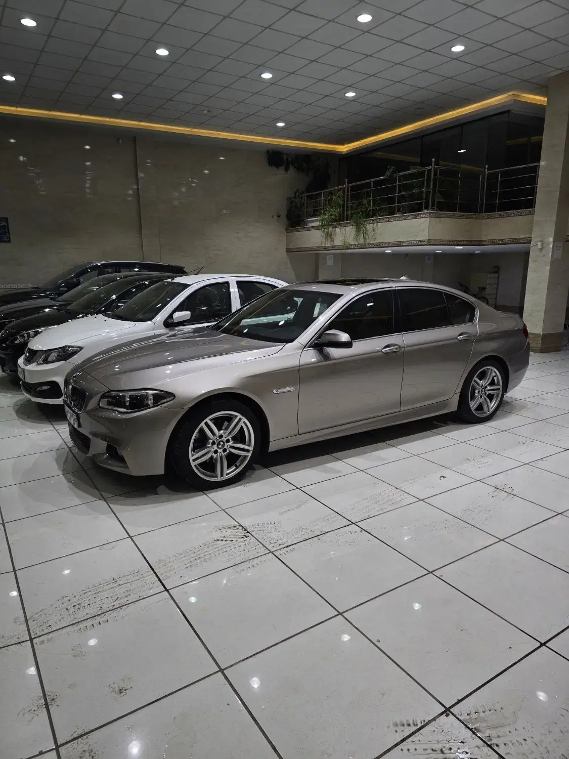 bmw 520i 2014|خودرو سواری و وانت|تهران, فردوس|دیوار