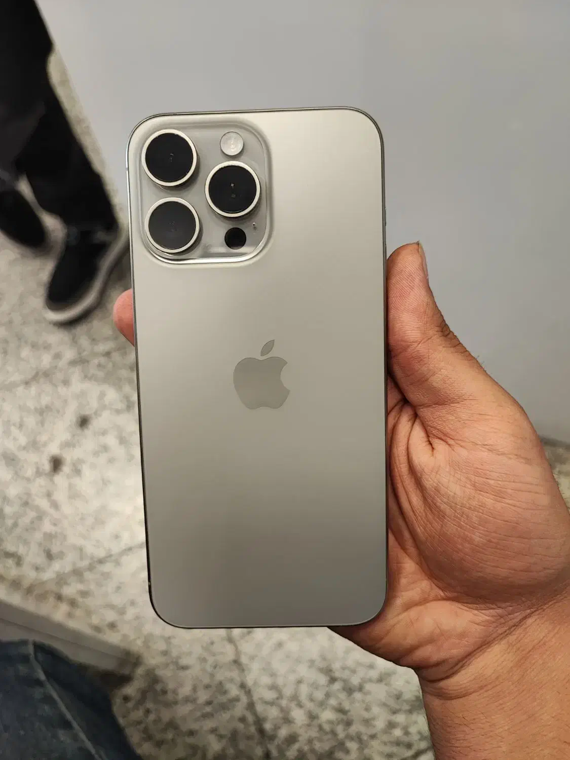 اپل iPhone 15 Pro Max با حافظهٔ ۲۵۶ گیگابایت|موبایل|اصفهان, احمدآباد|دیوار
