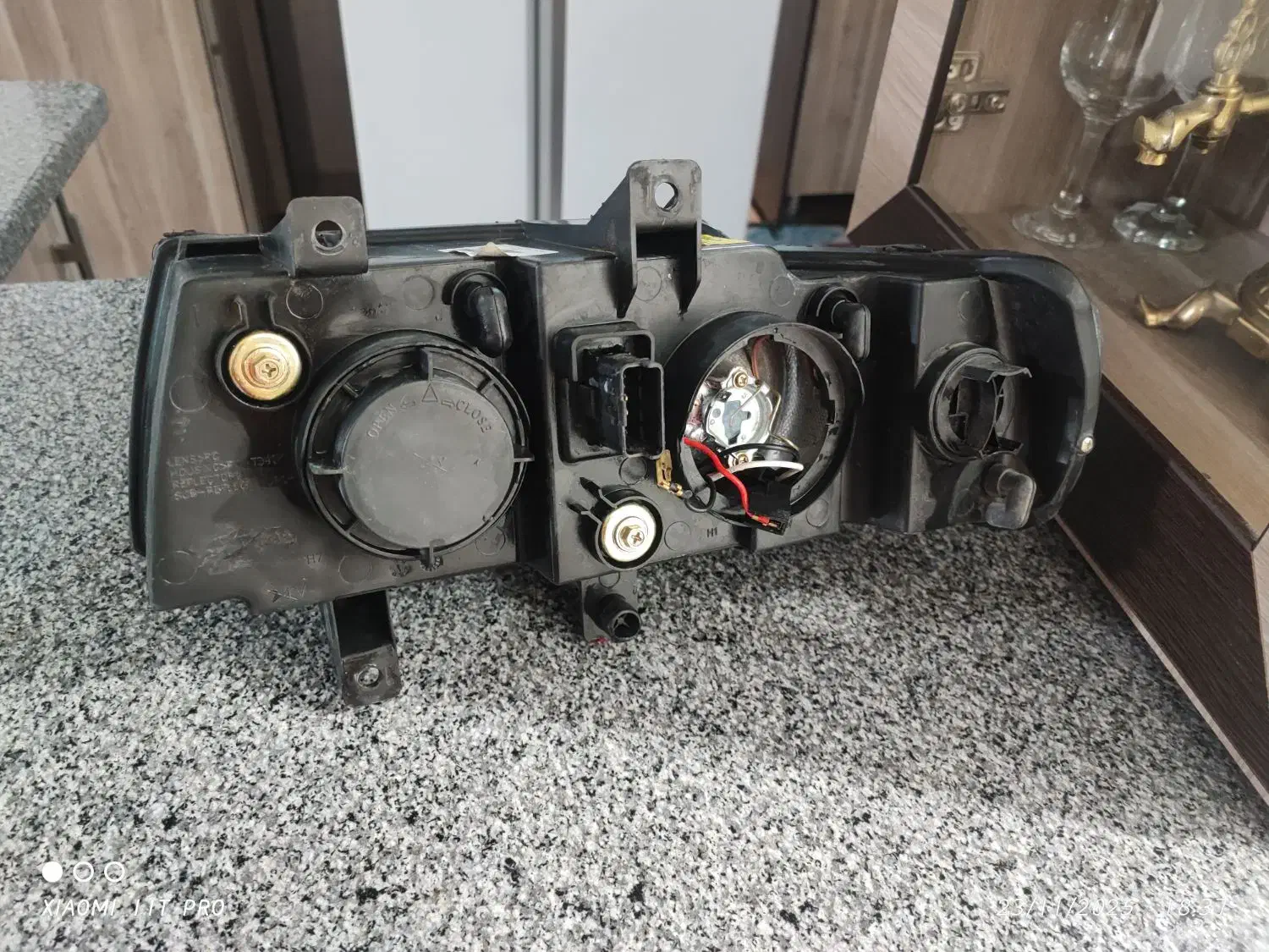 چراغ جلو سمند سمت شاگرد و چراغ جلو پژو ۴۰۵|قطعات یدکی و لوازم جانبی|رباط‌کریم, نصیرشهر|دیوار